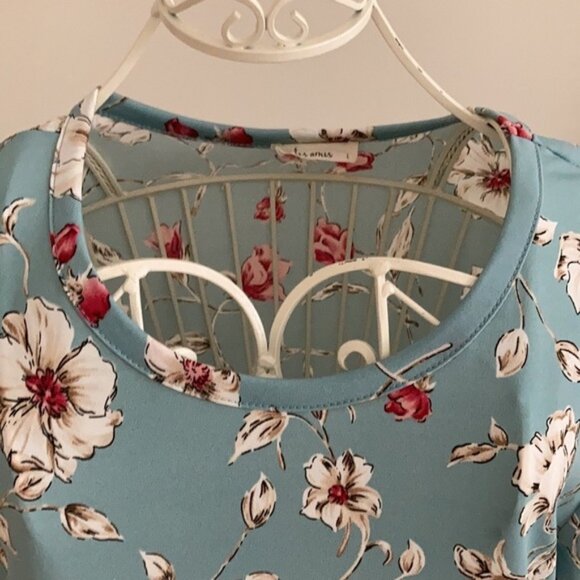 𝅺PEPLUM top - Picture 4 of 7